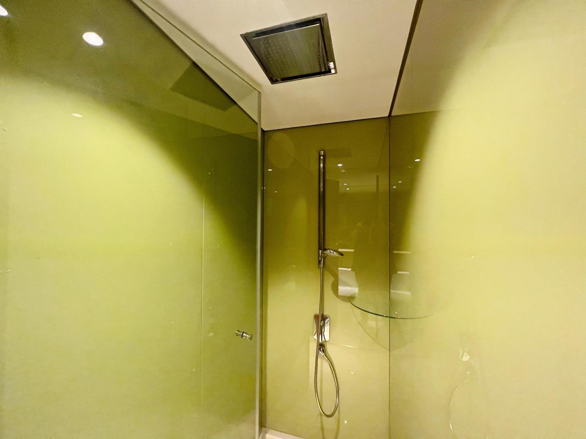 Sky 2br Klcc View Apartment